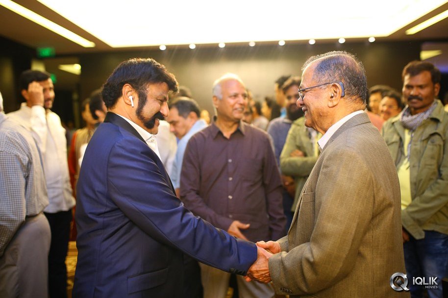 TSR-Felicitates-Gautamiputra-Satakarni-Team